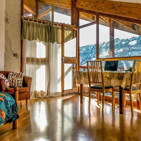 Chalet Panoramique Chateau-Ville-Vieille Bagian luar foto