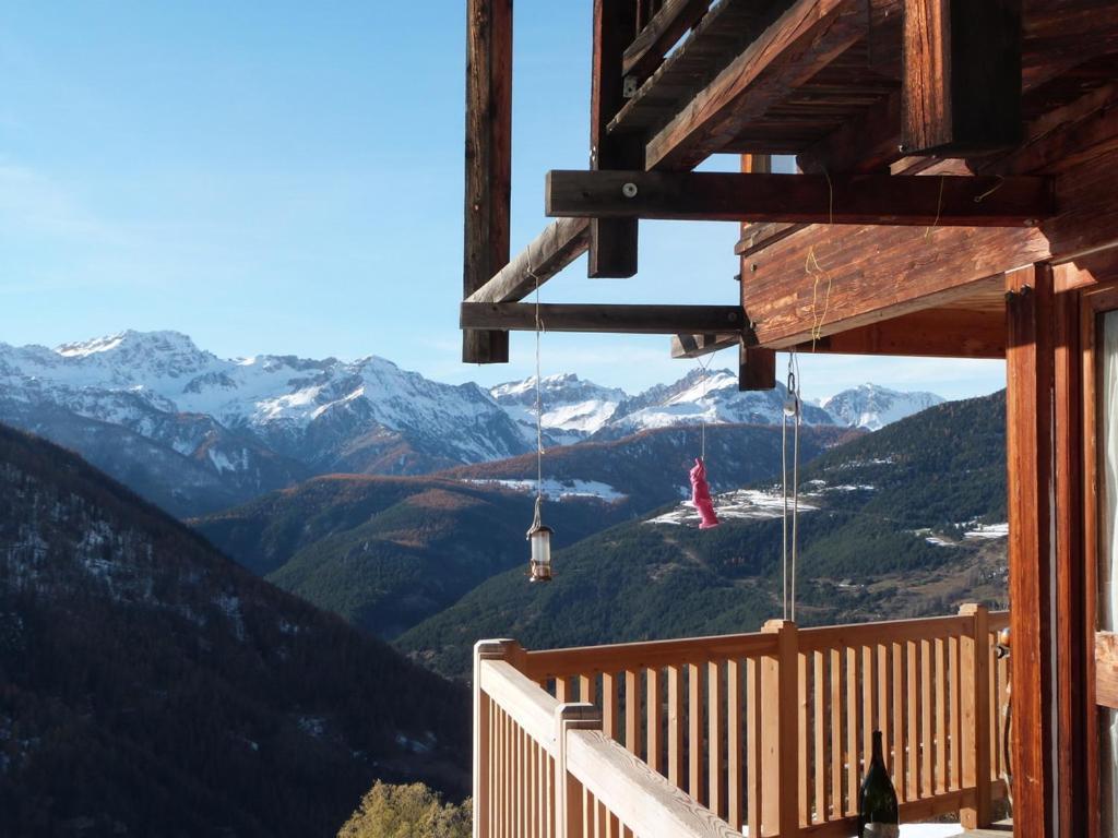 Chalet Panoramique Chateau-Ville-Vieille Bagian luar foto