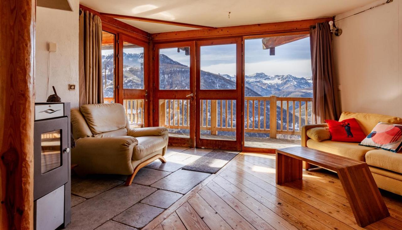 Chalet Panoramique Chateau-Ville-Vieille Bagian luar foto