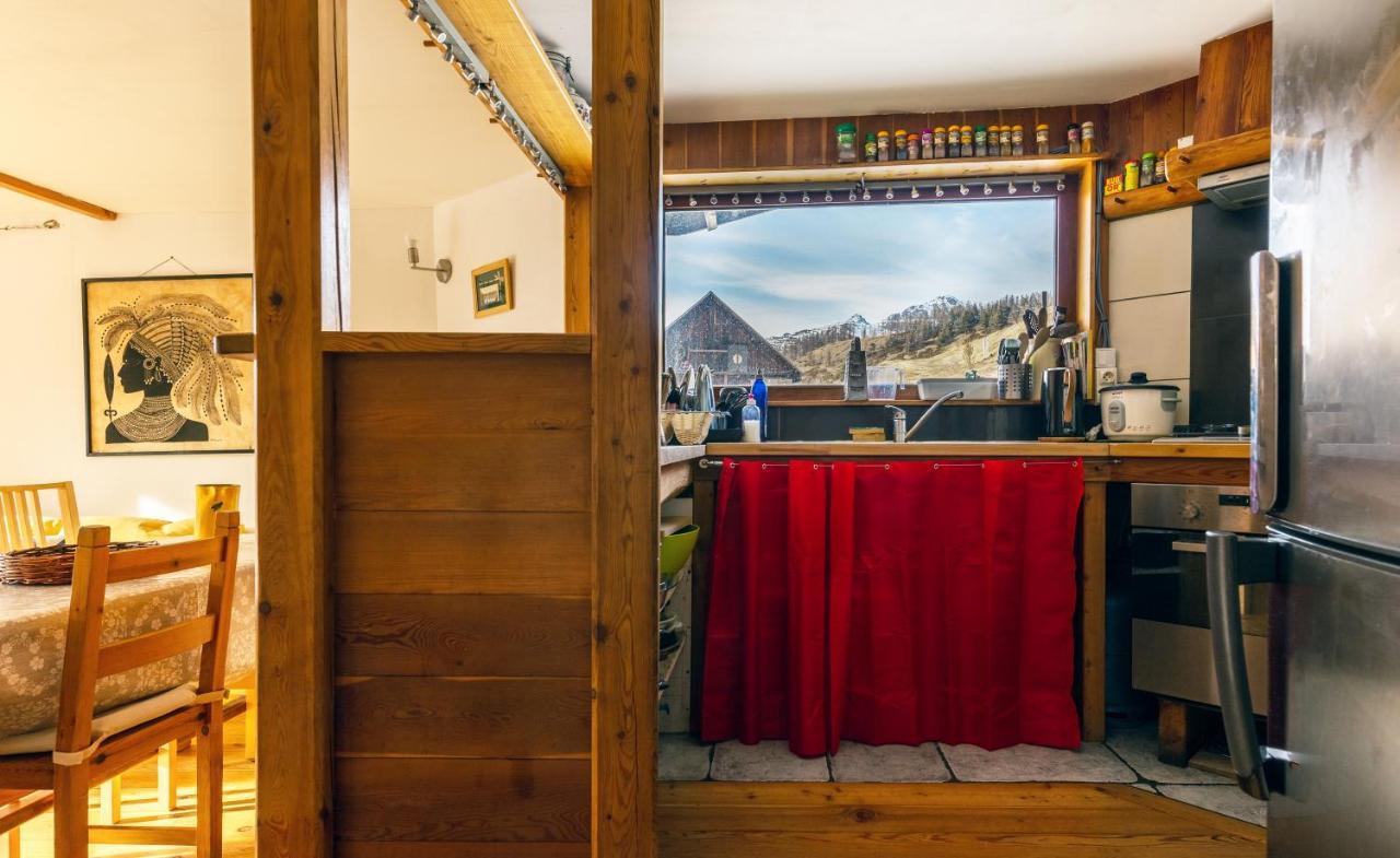 Chalet Panoramique Chateau-Ville-Vieille Bagian luar foto
